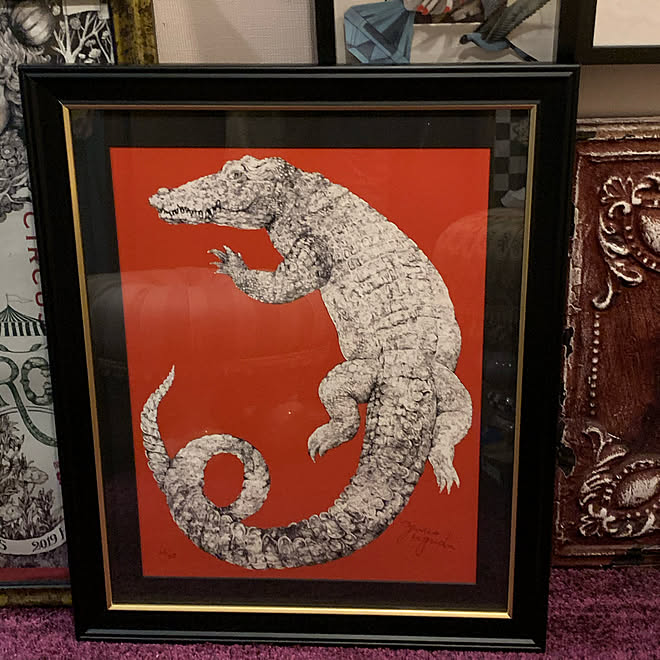 消費税増税前日の駆け込み購入 芸術の秋 ワニ ヒグチユウコさんの複製画 壁紙屋本舗 などのインテリア実例 19 10 04 22 27 51 Roomclip ルームクリップ
