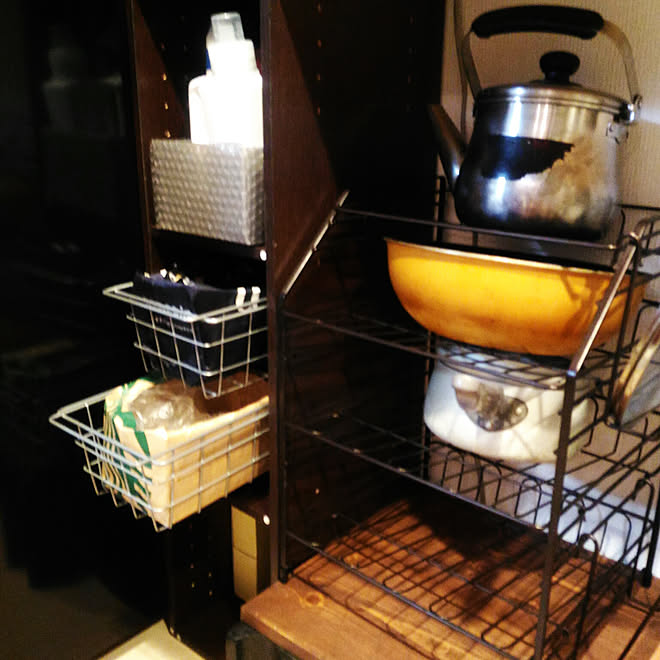 キッチン ニトリ カラーボックス 野菜収納 ニトリ ニトリ ワイヤーバスケット などのインテリア実例 18 04 22 15 58 Roomclip ルームクリップ