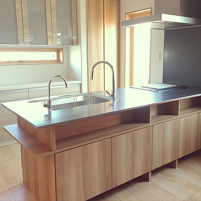ビヴァリオ ペニンシュラキッチン 永大産業キッキン 桧家住宅ジャパニーズモダン 和風モダンのキッチン などのインテリア実例 19 12 15 18 26 10 Roomclip ルームクリップ ビヴァリオ ペニンシュラキッチン 永大産業キッキン 桧家住宅ジャパニーズモダン 和風モダンのキッチン などのインテリア実例 19 12 15 18 26 10 Roomclip ルームクリップ