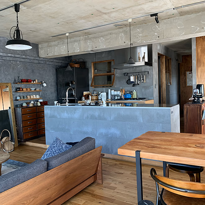 インダストリアルインテリア モノトーン リノベーション 家づくり コンクリート打ち放し などのインテリア実例 06 02 00 25 11 Roomclip ルームクリップ