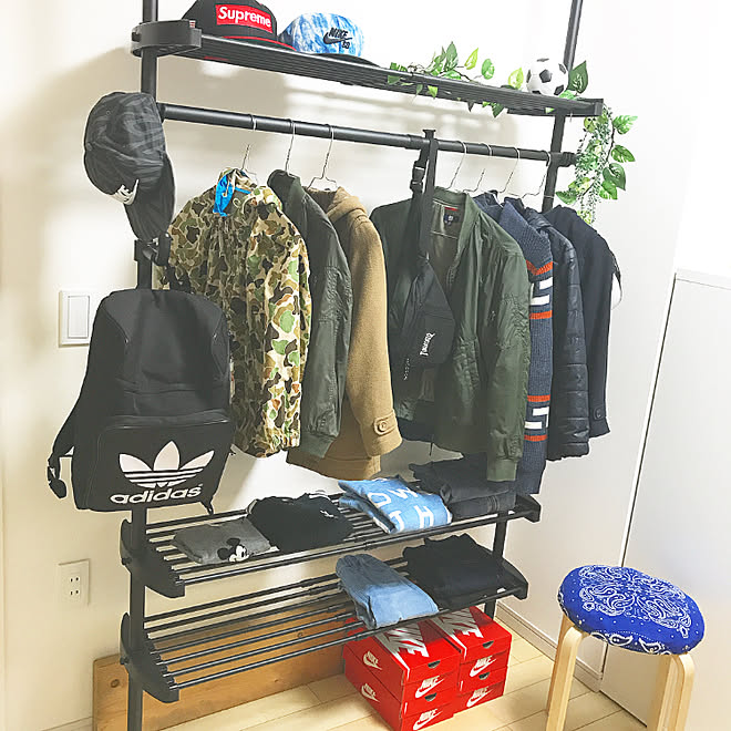 棚/yamazen/頑丈つっぱりラック/ig→namiheeeey/ウォークインクローゼット&hellip;などのインテリア実例 201712