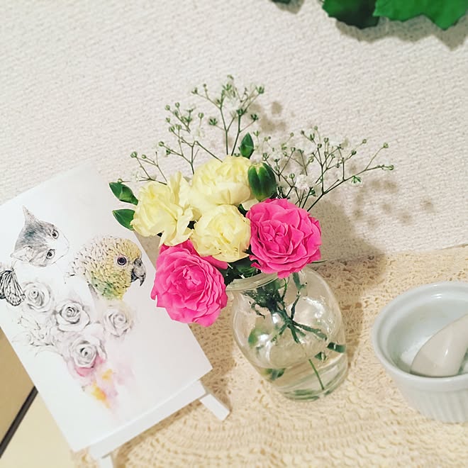 玄関 入り口 花瓶 花 一人暮らし 100均 などのインテリア実例 16 08 27 21 15 04 Roomclip ルームクリップ