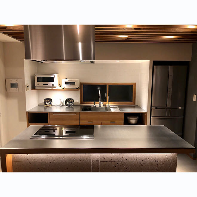 キッチン ケトル アイランドキッチン 造作キッチン レンジフード などのインテリア実例 18 11 06 05 48 Roomclip ルームクリップ