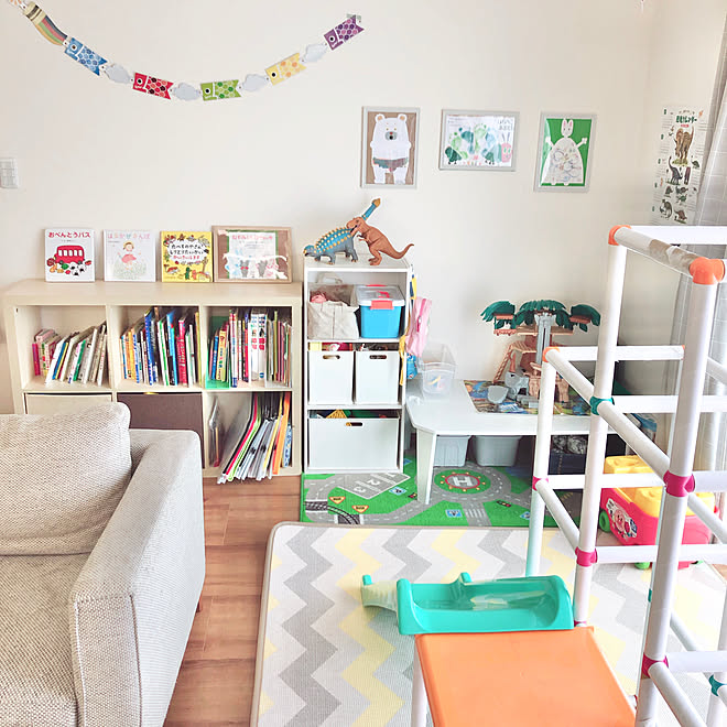 カラーボックス おもちゃ 絵本棚 絵本 鉄棒 などのインテリア実例 04 19 15 27 21 Roomclip ルームクリップ