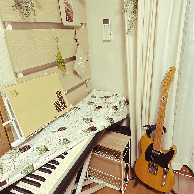 キーボード/一人暮らし/ひとり暮らし/観葉植物/1LDK...などのインテリア実例 - 2020-01-21 23:38:45