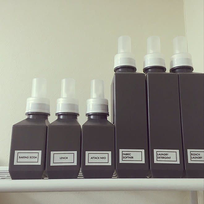 粉もボトルに入れた ラベルは自作 使いやすい 液だれしない 洗剤ボトル入れ替え などのインテリア実例 19 04 04 10 25 39 Roomclip ルームクリップ