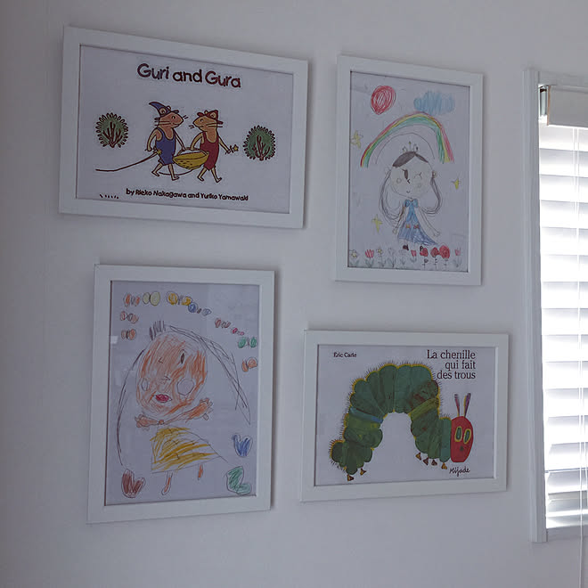 壁 天井 子供部屋 はらぺこあおむし 子供の描いた絵 遊び部屋 などの 壁 天井 子供部屋 はらぺこあおむし 子供の描いた絵 遊び部屋 などの