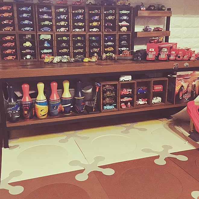 トミカ収納 ディスプレイ カーズ カーズ コレクション カーズ トミカ セリア などのインテリア実例 17 07 23 40 07 Roomclip ルームクリップ