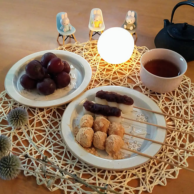 机 お月見団子 お団子作り ピオーネ 中秋の名月 などのインテリア実例 21 09 21 16 35 22 Roomclip ルームクリップ