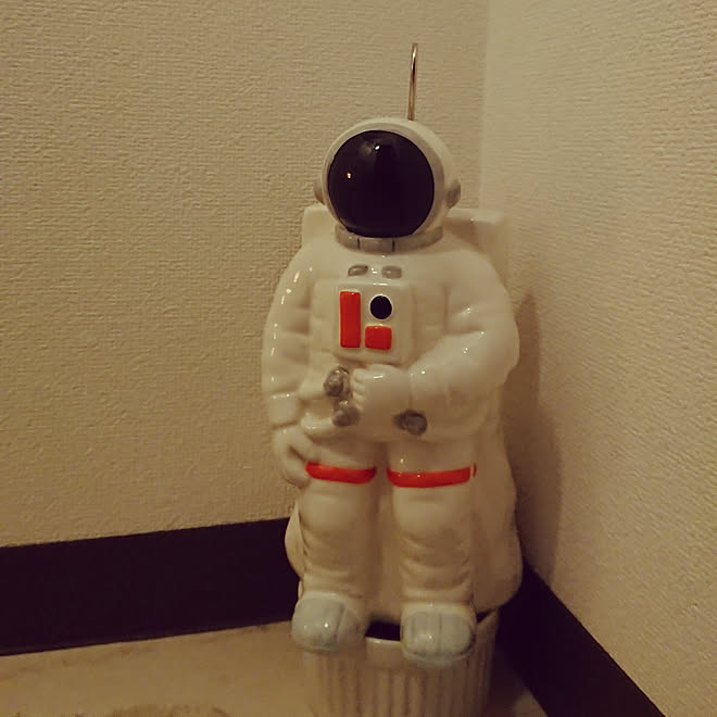 バス トイレ 宇宙飛行士 宇宙 ベルメゾン 無印良品掃除グッズ などのインテリア実例 19 01 26 14 50 18 Roomclip ルームクリップ バス トイレ 宇宙飛行士 宇宙 ベルメゾン 無印良品掃除グッズ などのインテリア実例 19 01 26 14 50 18 Roomclip ルームクリップ