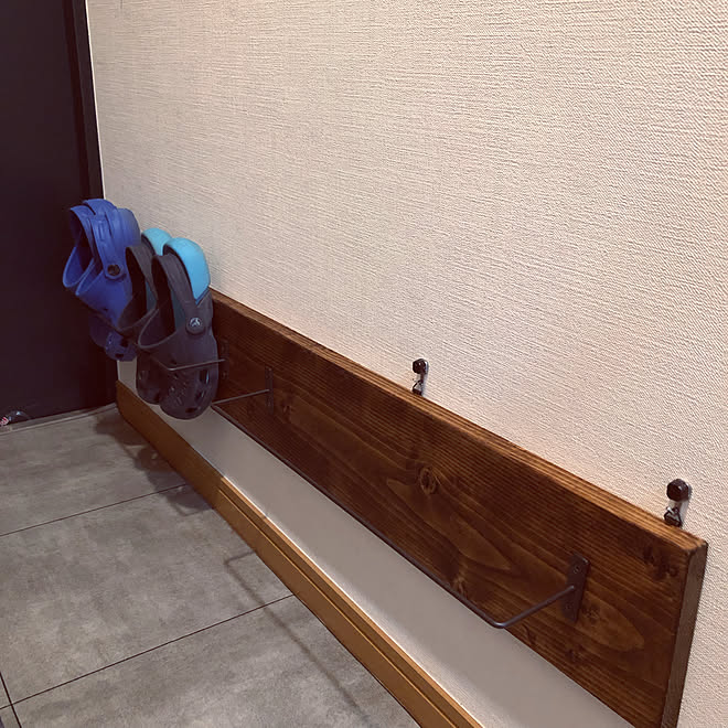 Diy 靴収納 セリアアイアンバー 玄関 入り口 賃貸マンション などのインテリア実例 19 06 13 06 47 29 Roomclip ルームクリップ