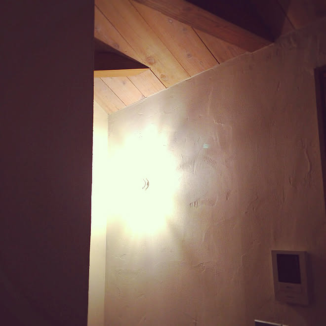 壁 天井 勾配天井 モーガルソケット ブラケットライト ブラケット などのインテリア実例 17 11 22 21 55 29 Roomclip ルームクリップ