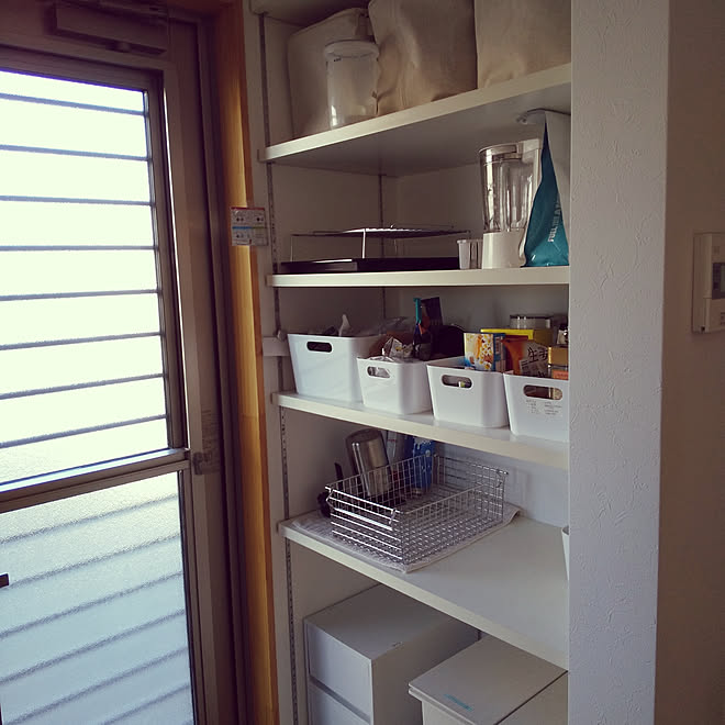 棚 パントリー収納 コンロ横収納 可動式棚 ゴミ箱収納 などのインテリア実例 11 14 14 57 15 Roomclip ルームクリップ