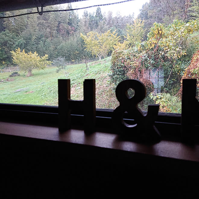 田舎暮らし 日本家屋 二階の寝室 リビング 裏山 裏山のいちょう などのインテリア実例 19 11 24 09 16 52 Roomclip ルームクリップ