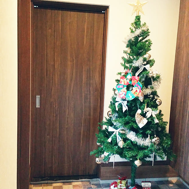 玄関/入り口/クリスマス/クリスマスツリー210㎝/ニトリのオーナメント/クッションフロアのインテリア実例 20181222 16