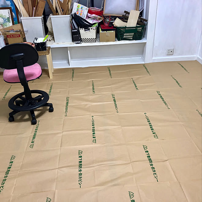 タタミ工場こうひん 壁 天井 防カビ 防ダニ 防虫シート クッションフロア敷く準備 フォロワーさんに感謝 などのインテリア実例 18 03 07 19 25 46 Roomclip ルームクリップ
