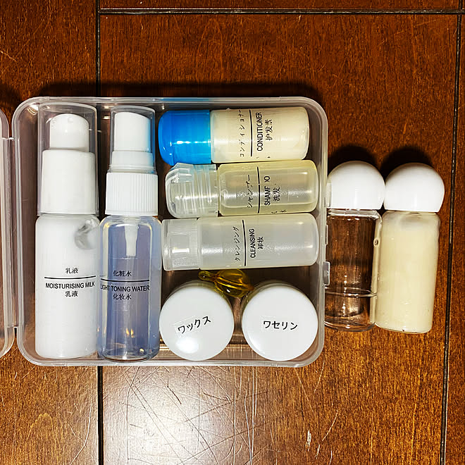 詰め替え容器 詰め替えボトル トラベルグッズ ダイソー 100均 などのインテリア実例 22 04 13 19 30 24 Roomclip ルームクリップ