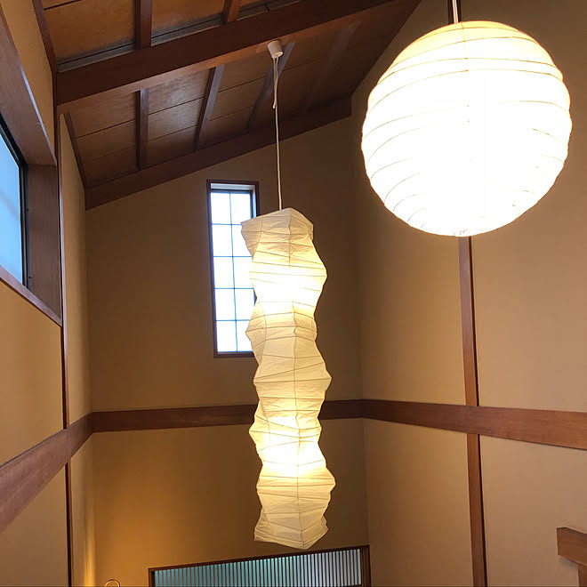 玄関 入り口 Akari イサムノグチ 吹き抜け玄関 和風玄関 などのインテリア実例 18 10 02 12 36 33 Roomclip ルームクリップ