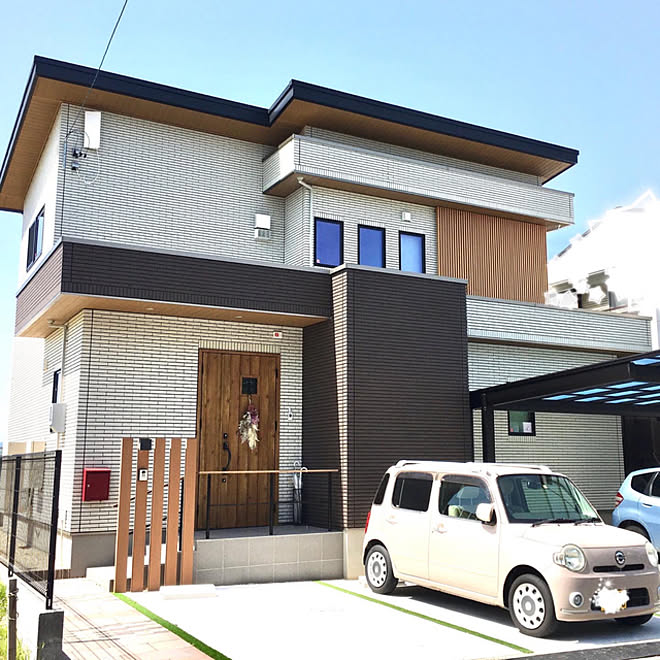 ホワイトブラウン ハイドロテクトタイル 一条工務店 玄関 入り口のインテリア実例 21 05 11 15 08 48 Roomclip ルームクリップ