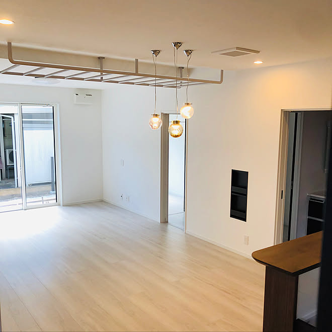 こどもと暮らす 天井に換気扇 ダイニング 新築 注文住宅 などのインテリア実例 08 12 22 33 43 Roomclip ルームクリップ