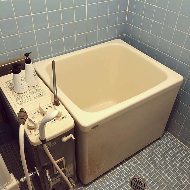 バランス釜 レトロ 昭和の家 バス トイレのインテリア実例 02 22 22 54 03 Roomclip ルームクリップ バランス釜 レトロ 昭和の家 バス トイレのインテリア実例 02 22 22 54 03 Roomclip ルームクリップ