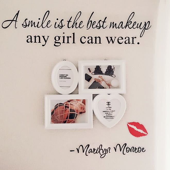 フォトフレーム Chanel マリリン モンロー ウォールステッカー ドレッサー などのインテリア実例 16 07 23 15 37 54 Roomclip ルームクリップ