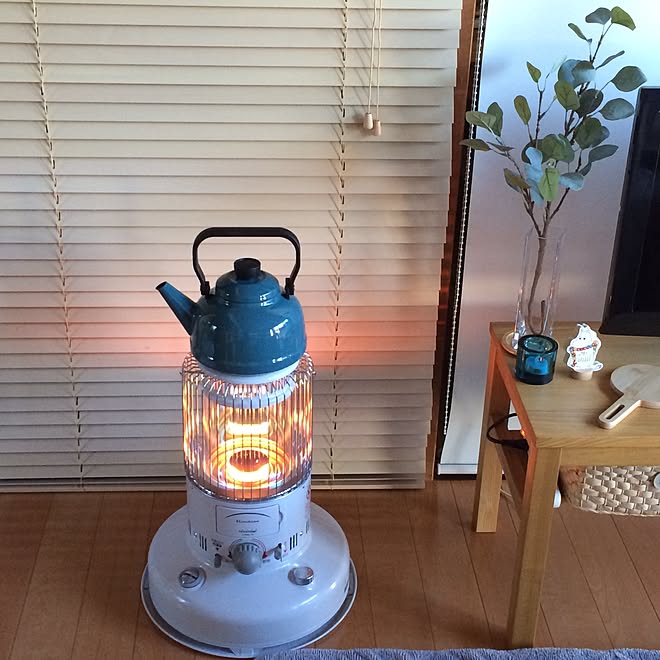 リビング 石油ストーブ 和ミックス ケトル 富士ホーロー などのインテリア実例 16 12 10 10 11 34 Roomclip ルームクリップ