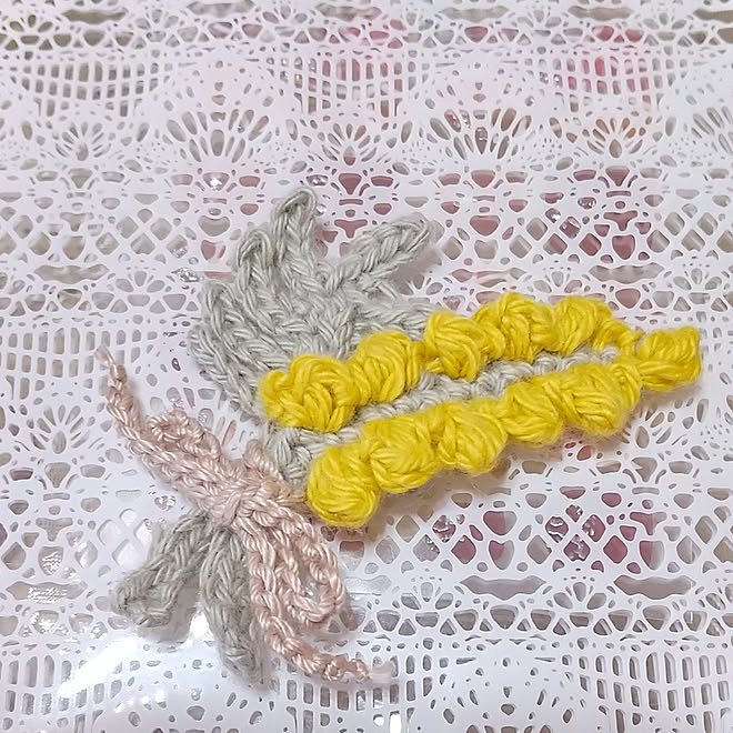 部屋全体 ミモザブローチ ハンドメイド レース編み ダイソー毛糸 などのインテリア実例 03 03 10 57 14 Roomclip ルームクリップ