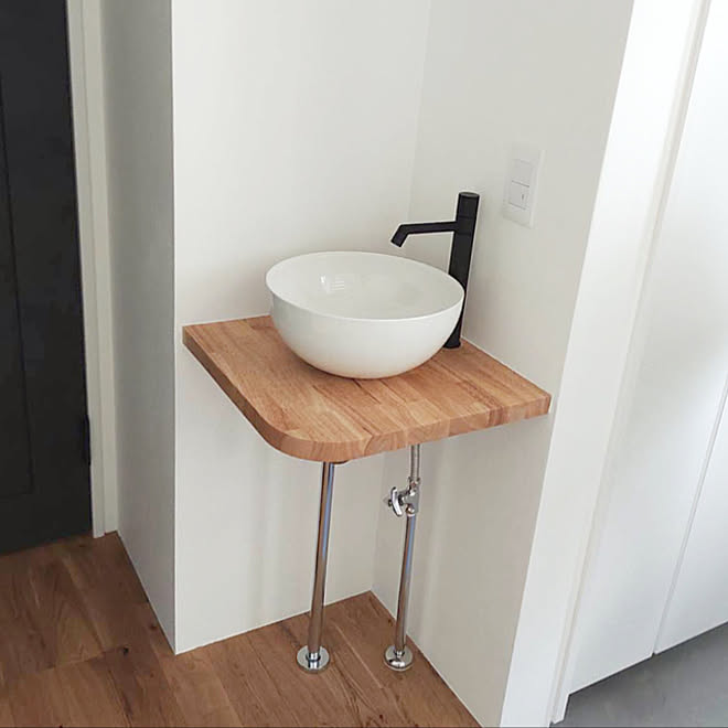 シンプルモダン 洗面ボウル 信楽焼洗面ボウル 造作洗面台 注文住宅 などのインテリア実例 21 09 23 00 29 08 Roomclip ルームクリップ