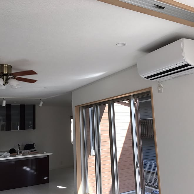 Ldk畳 部屋全体 もうすぐお引越し エアコン L字型ldk などのインテリア実例 16 09 01 39 52 Roomclip ルームクリップ Ldk畳 部屋全体 もうすぐお引越し エアコン L字型ldk などのインテリア実例 16 09 01 39 52 Roomclip ルームクリップ