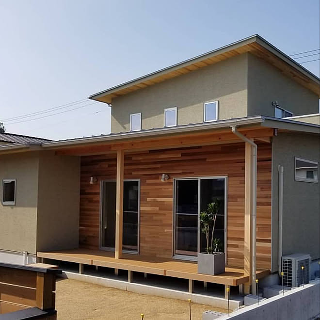 縁側 塗り壁外壁 塗り壁 裏庭 板張り などのインテリア実例 19 03 27 10 42 25 Roomclip ルームクリップ