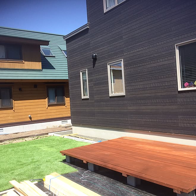 人工芝生をひいてみた ホーマック 壁 天井 ジョイフルak 困った時は楽天 などのインテリア実例 17 05 15 12 06 34 Roomclip ルームクリップ