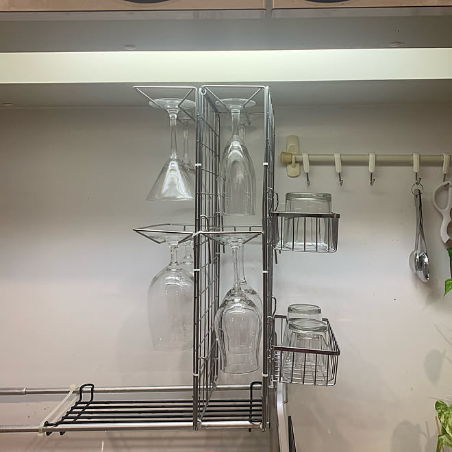 ワイングラス ワイングラスホルダー ワイン ペットと暮らす家 100均リメイク などのインテリア実例 04 17 03 53 33 Roomclip ルームクリップ