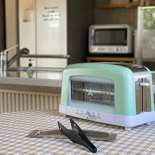 レトロな家電 可愛いデザイン アラジンのある生活 グラファイト おうち快適化計画 などのインテリア実例 21 07 15 16 17 35 Roomclip ルームクリップ
