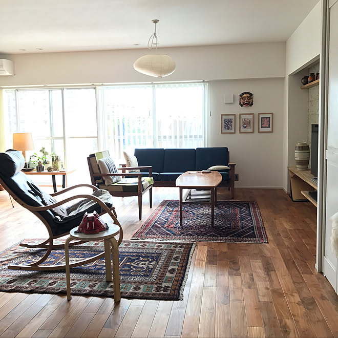 ロッキングチェア 民芸 北欧ヴィンテージ ハンス J ウェグナー ペルシャ絨毯 などのインテリア実例 19 07 16 12 05 11 Roomclip ルームクリップ