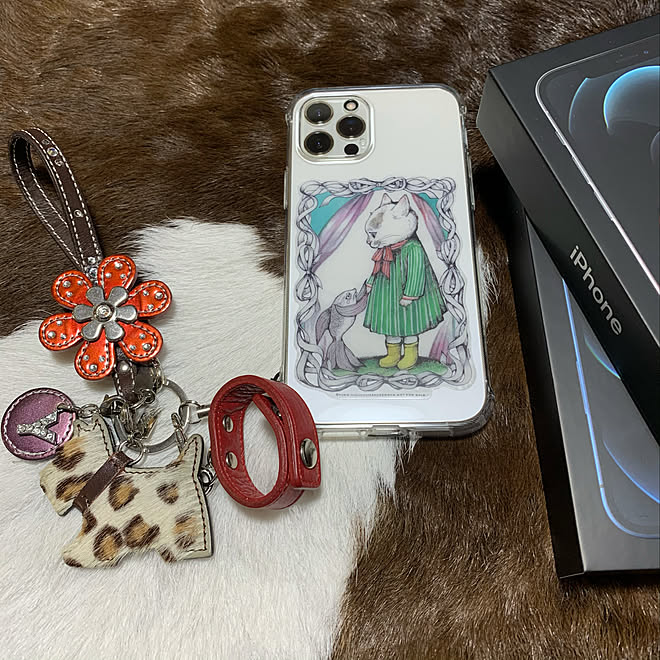 ハラコラグ Iphone12pro ヒグチユウコ マーティー 買ってよかったもの などのインテリア実例 11 21 21 47 56 Roomclip ルームクリップ ハラコラグ Iphone12pro ヒグチユウコ マーティー 買ってよかったもの などのインテリア実例 11 21 21 47 56 Roomclip ルームクリップ