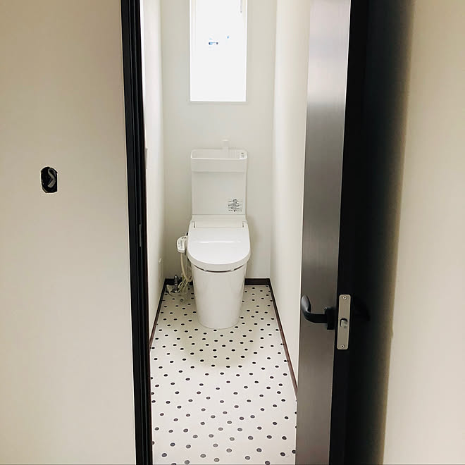 ポルカドット サンゲツ Panasonic クッションフロア トイレ などのインテリア実例 07 17 04 02 26 Roomclip ルームクリップ