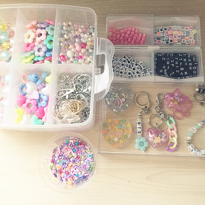 作業机 アクリルケース オタ活 ビーズ収納 ソンムル作り などのインテリア実例 21 03 18 14 23 07 Roomclip ルームクリップ