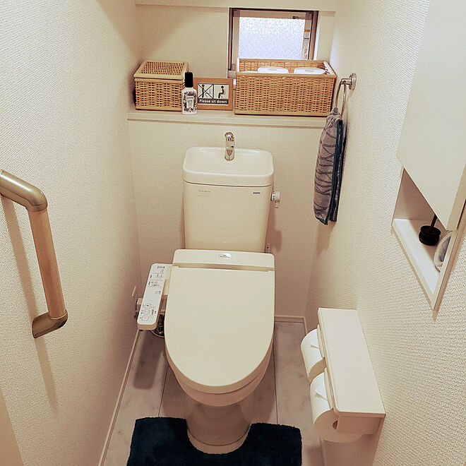 バス トイレ かご収納 トイレットペーパー 階段下 Poo Pourri などのインテリア実例 03 12 13 54 03 Roomclip ルームクリップ