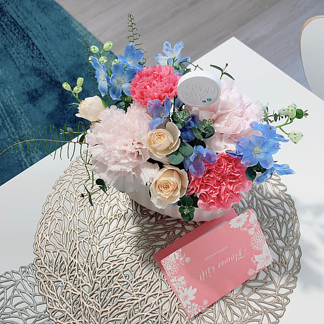 日比谷花壇のブーケ おうち時間 暮らしを楽しむ フォロー ありがとうございます 花のある暮らし などのインテリア実例 21 03 18 10 10 36 Roomclip ルームクリップ