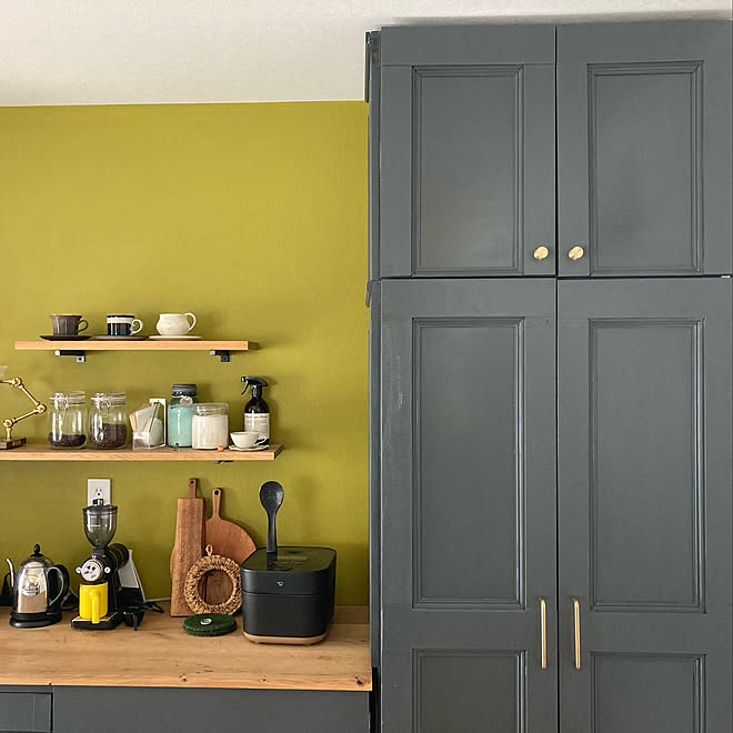 食器棚リメイク Scope 真鍮の取っ手 暮らしを楽しむ 色が好き などのインテリア実例 11 15 10 31 32 Roomclip ルームクリップ