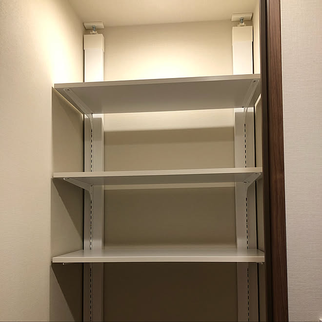 ツーバイフォー材 ガチャレール棚 ラブリコ棚 Diy 棚のインテリア実例 19 10 28 14 23 43 Roomclip ルームクリップ ツーバイフォー材 ガチャレール棚 ラブリコ棚 Diy 棚のインテリア実例 19 10 28 14 23 43 Roomclip ルームクリップ