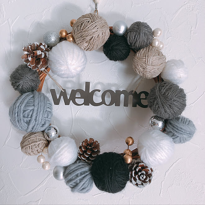 クリスマスリースハンドメイド/ニットリース/クリスマスリース/クリスマス/セリア...などのインテリア実例 - 2019-11-14 13:36:18