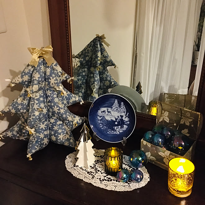 キャンドルホルダー ロイヤルコペンハーゲンイヤープレート ハンドメイドツリー クリスマス 工夫する楽しさ などのインテリア実例 11 06 39 45 Roomclip ルームクリップ