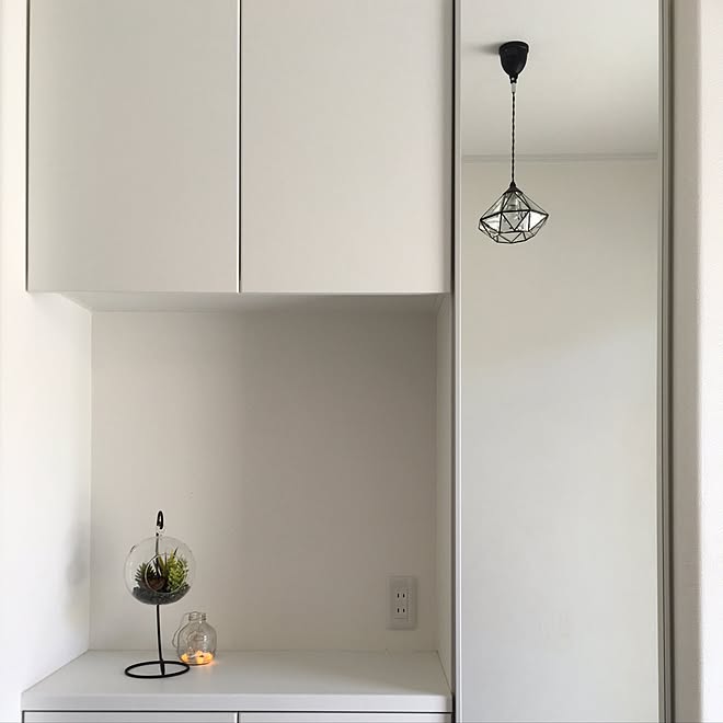 玄関 入り口 コンセント コストコ 空き瓶 靴箱 玄関ホール などのインテリア実例 16 09 01 22 32 18 Roomclip ルームクリップ