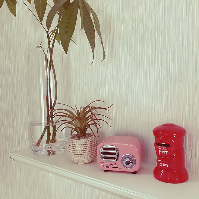 かわいい Bluetoothスピーカー Bluetooth ダイソー レトロ などのインテリア実例 22 01 16 10 24 15 Roomclip ルームクリップ