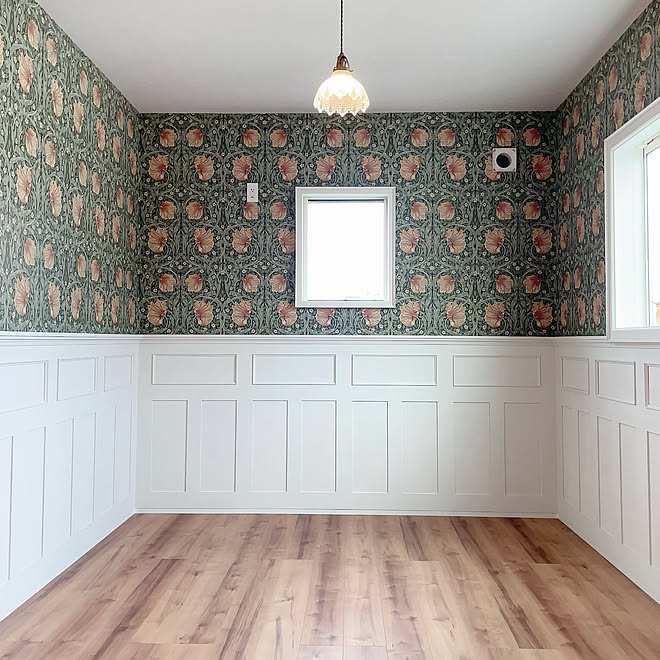 輸入壁紙 ウィリアムモリスの壁紙 壁紙 Diy 腰壁diy などのインテリア実例 21 08 22 16 23 36 Roomclip ルームクリップ