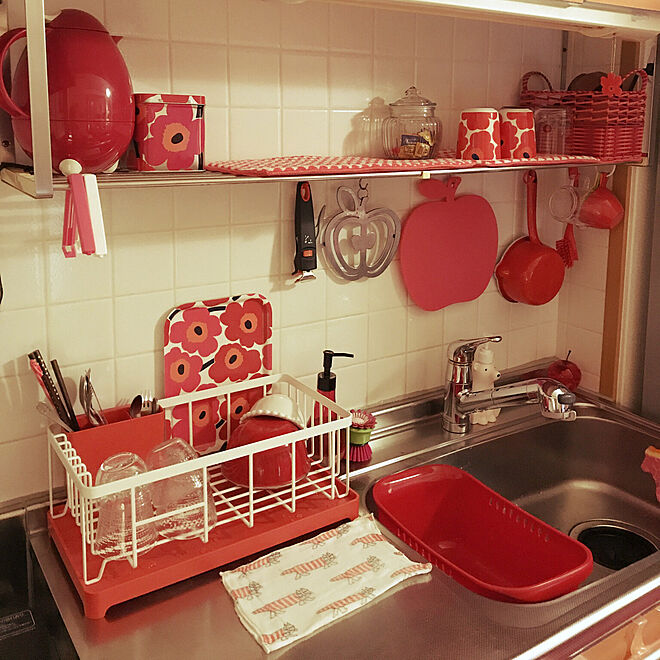 キッチン 洗い桶 水切りカゴ りんご雑貨 赤 などのインテリア実例 18 11 29 11 34 06 Roomclip ルームクリップ