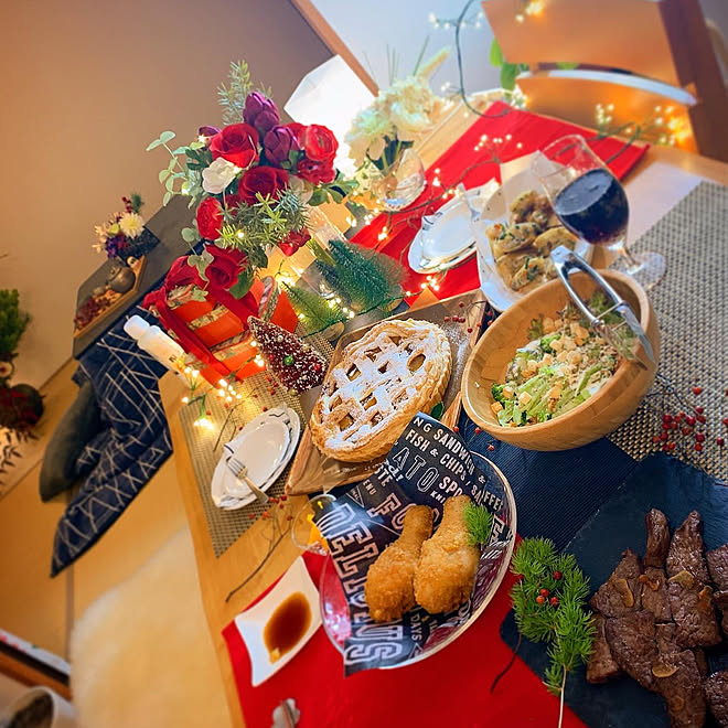 アップルパイ クリスマスディナー クリスマスディスプレイ テーブルコーディネート クリスマス などのインテリア実例 19 12 24 21 39 52 Roomclip ルームクリップ