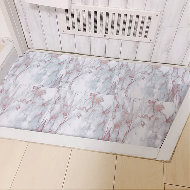 玄関diy 賃貸でも楽しく 大理石 子供のいる暮らし 大理石風 などのインテリア実例 19 12 11 21 30 04 Roomclip ルームクリップ